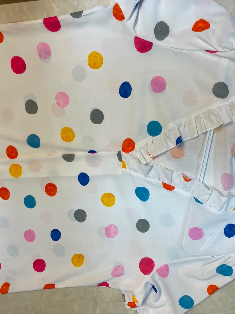 💛 Light Summer White Top with colourful dots - Picture 7 of 8